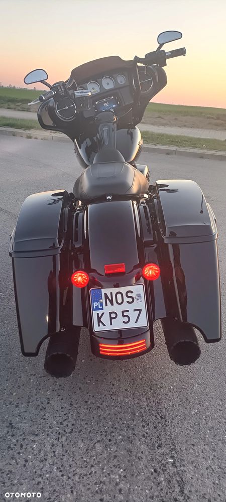 Harley-Davidson Touring Street Glide - 3