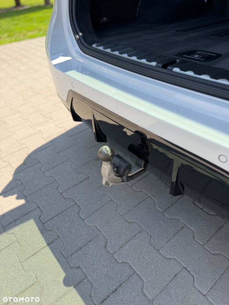 BMW Seria 3 320i M Sport - 35