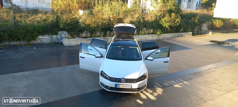 VW Passat Variant 2.0 TDi Highline Navig DSG - 33