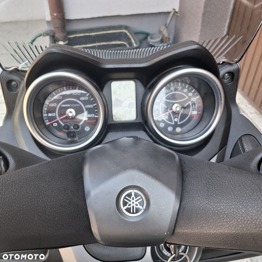 Yamaha X-max - 4