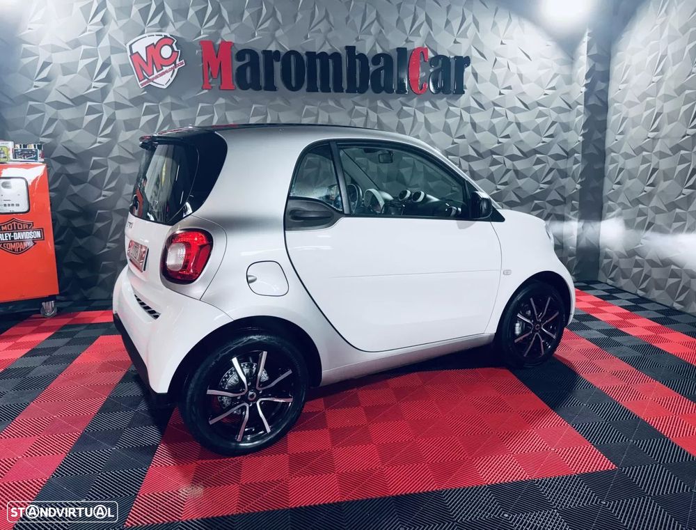 Smart ForTwo Coupé 1.0 mhd Pulse 71 Softouch - 6