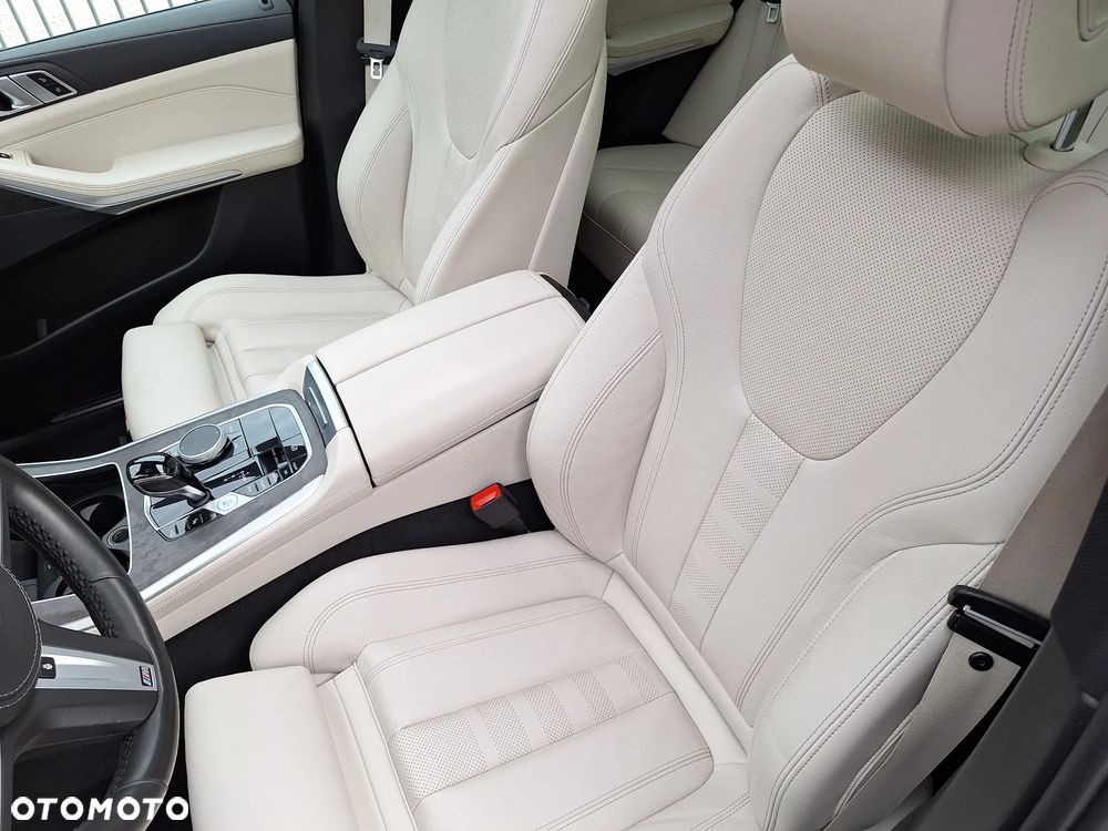BMW X5 xDrive40d mHEV sport - 37