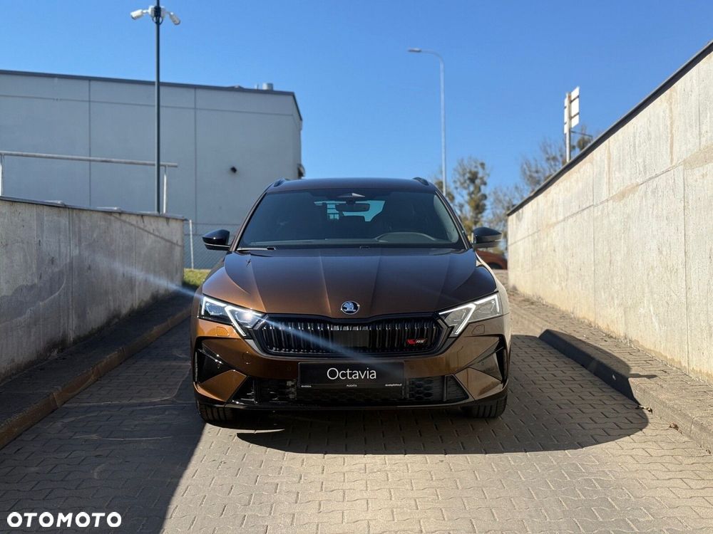Skoda Octavia 2.0 TSI RS DSG - 4