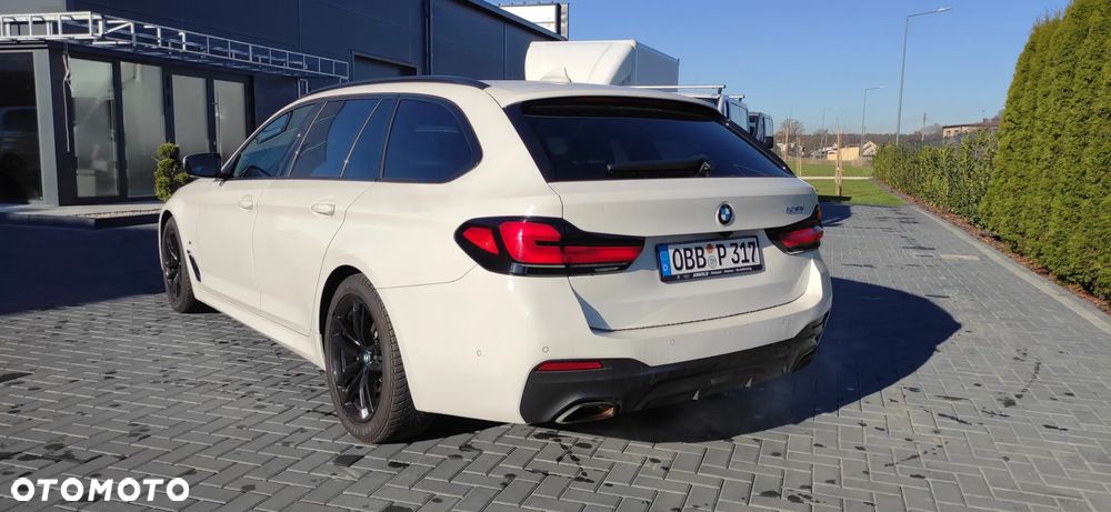 BMW Seria 5 530i Touring M Sport Edition - 7