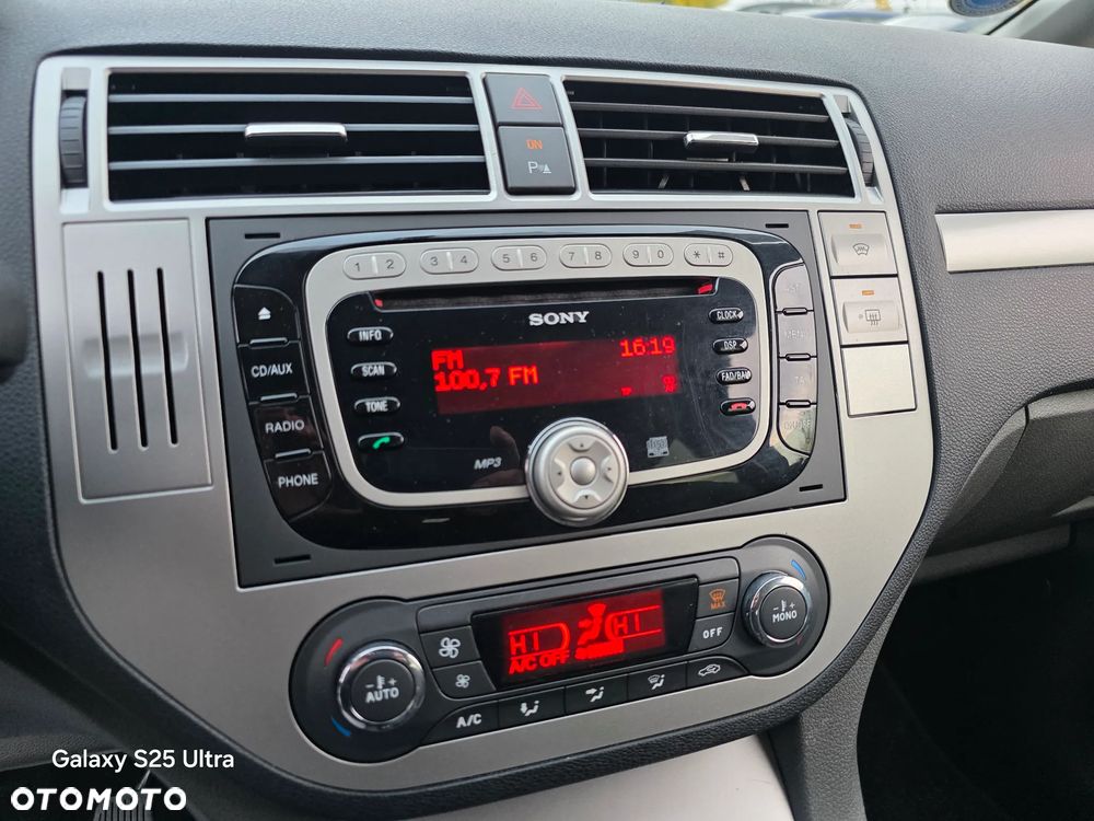 Ford C-MAX 1.8 Titanium - 37