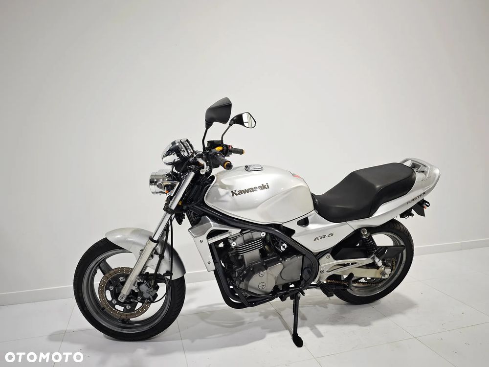 Kawasaki ER - 9