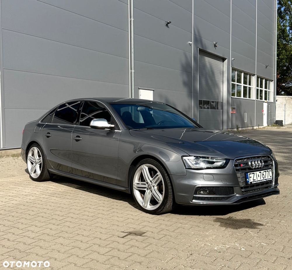 Audi S4 Limousine - 14