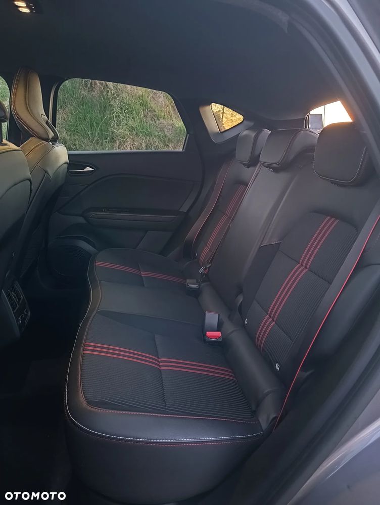 Renault Captur 1.3 TCe mHEV R.S Line EDC - 22