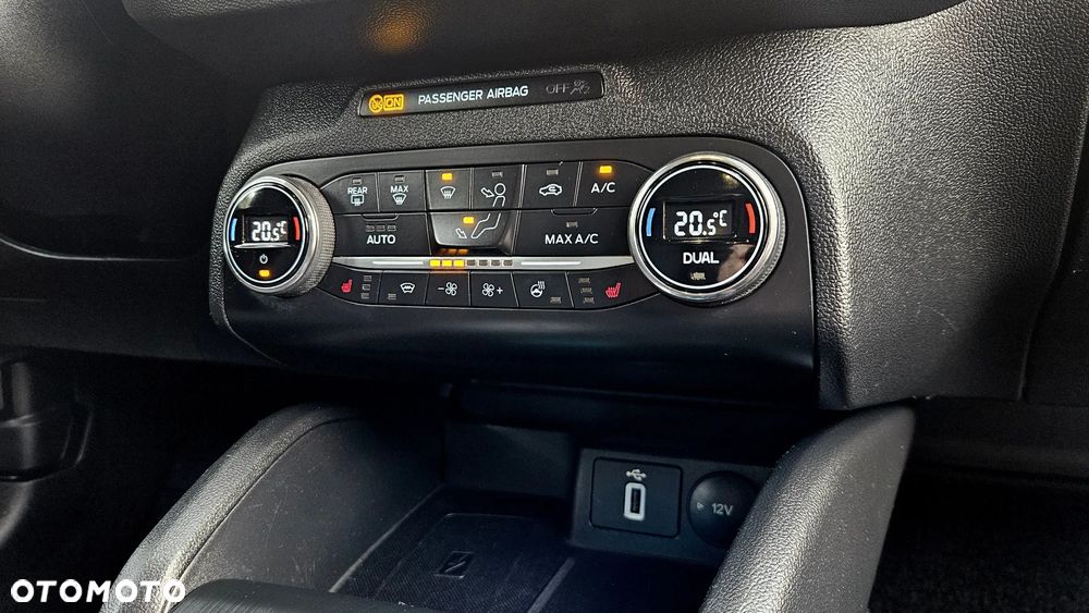 Ford Focus 1.5 EcoBoost ST-Line - 40