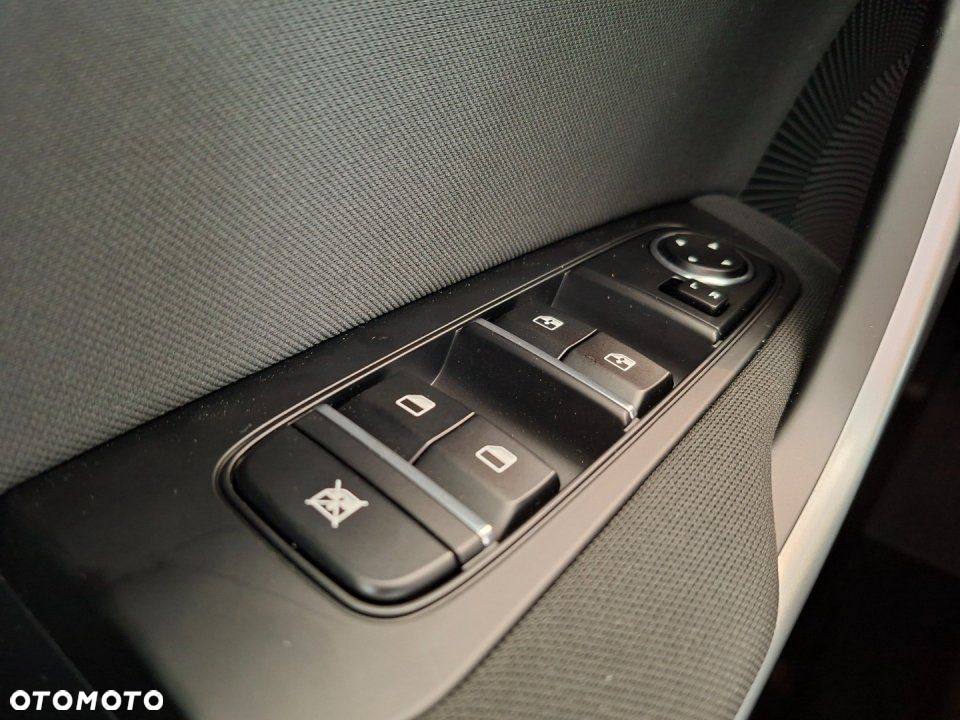Kia Ceed - 21