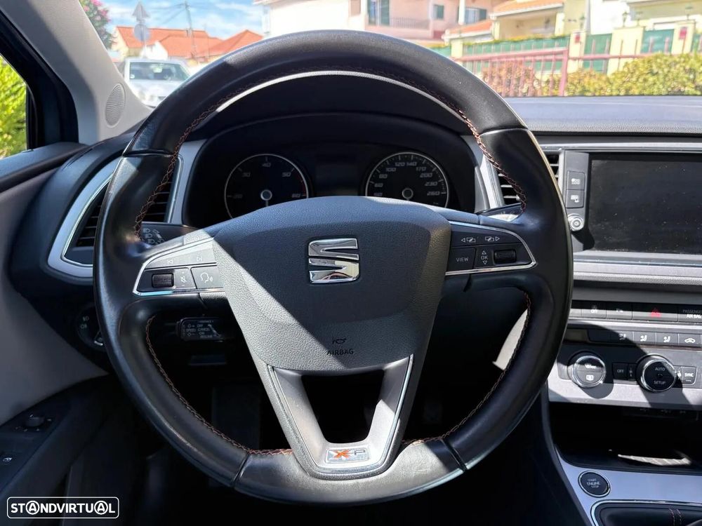 SEAT Leon X-Perience 1.6 TDi S/S - 38
