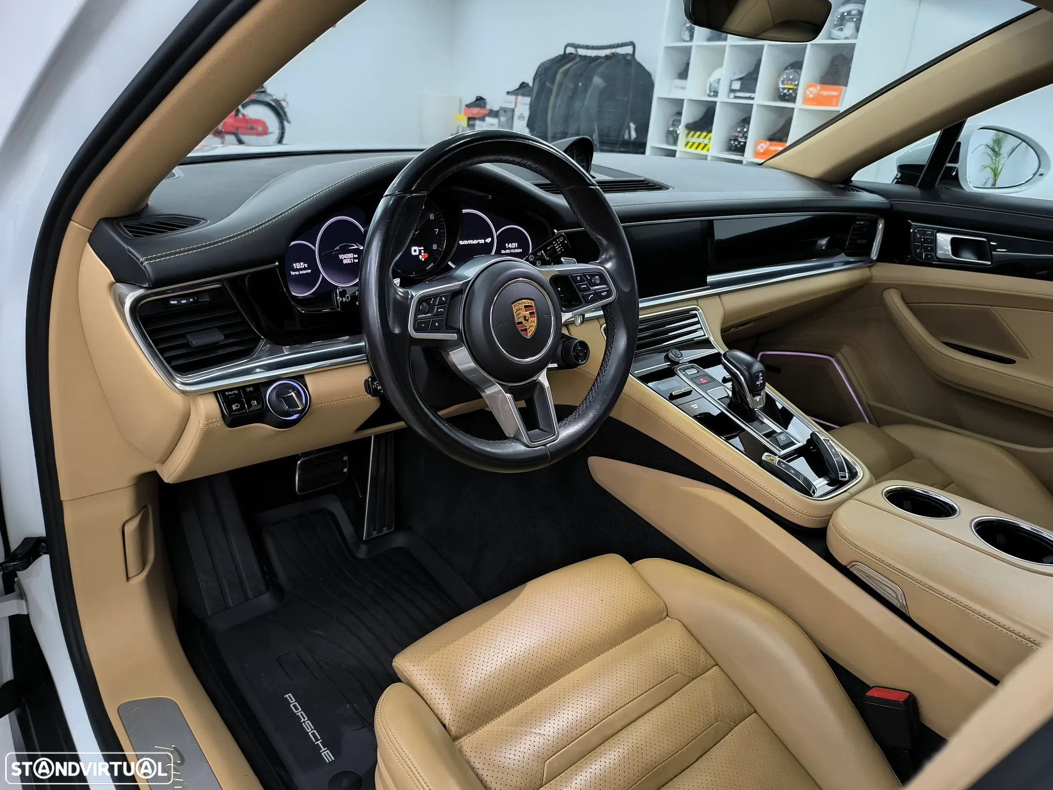 Porsche Panamera Sport Turismo 4 E-Hybrid - 29