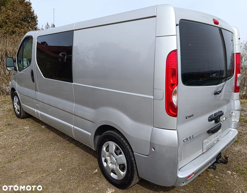 Opel VIVARO - 2