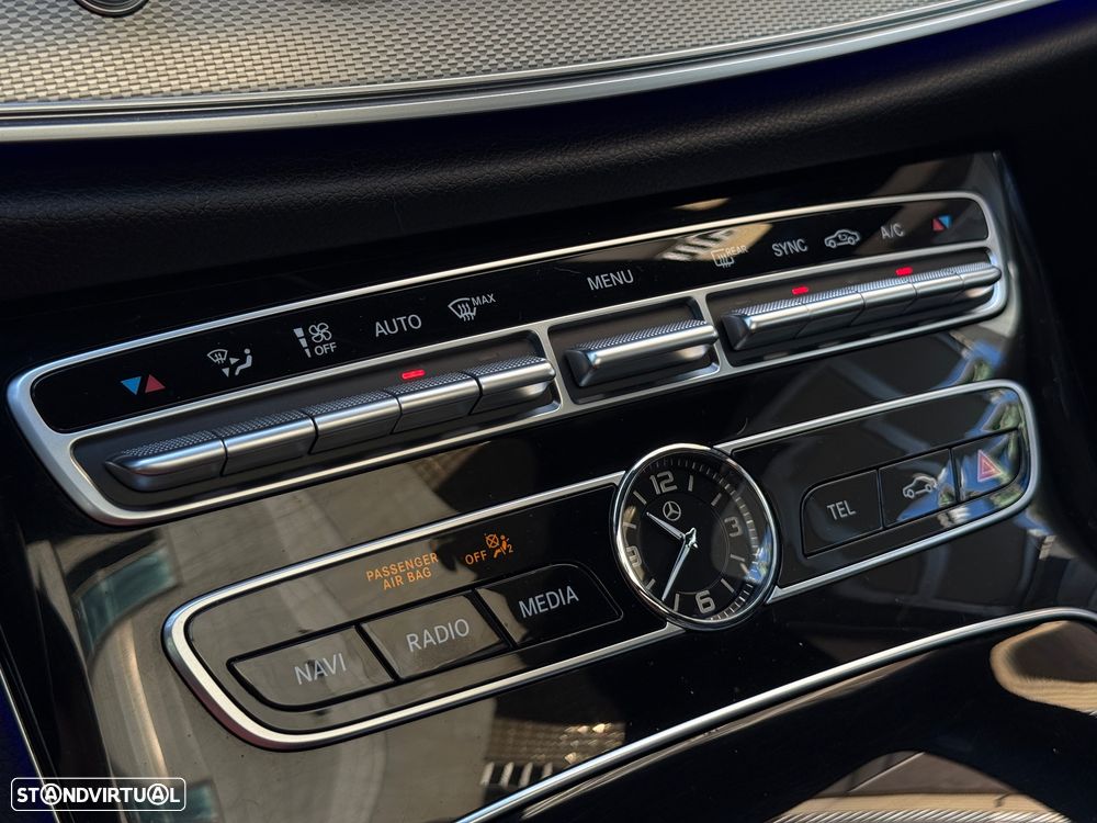 Mercedes-Benz E 300 d AMG Line - 22