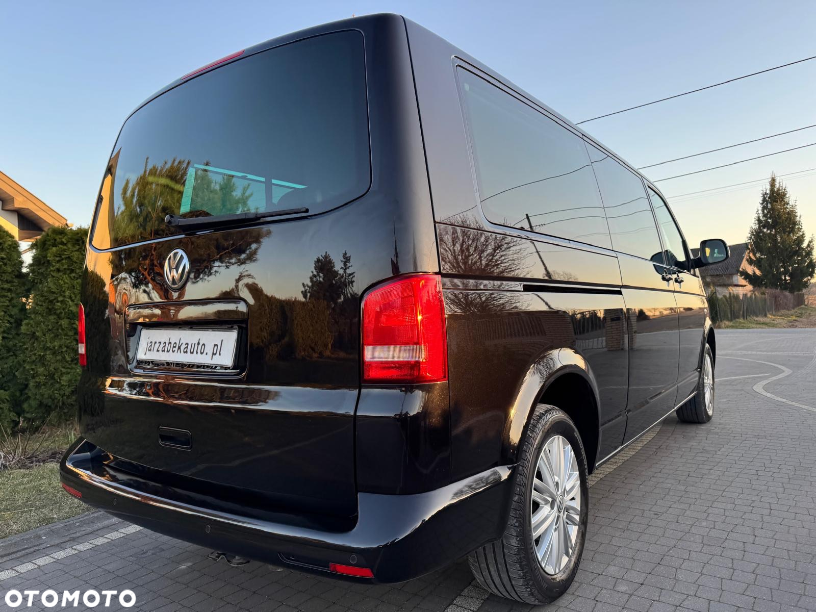 Volkswagen Caravelle - 32