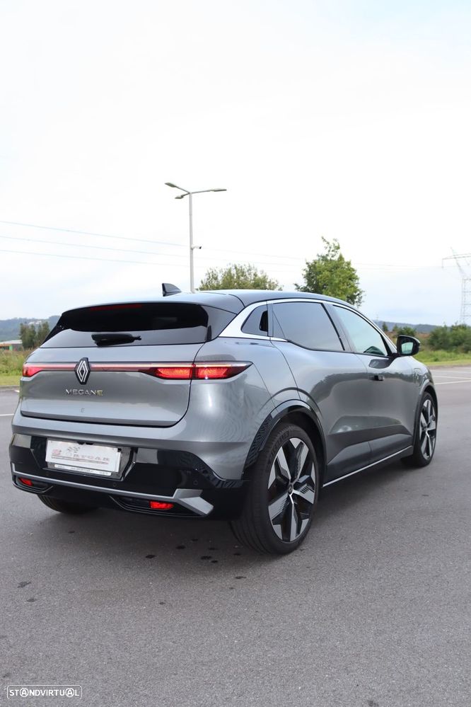 Renault Mégane E-Tech - 17