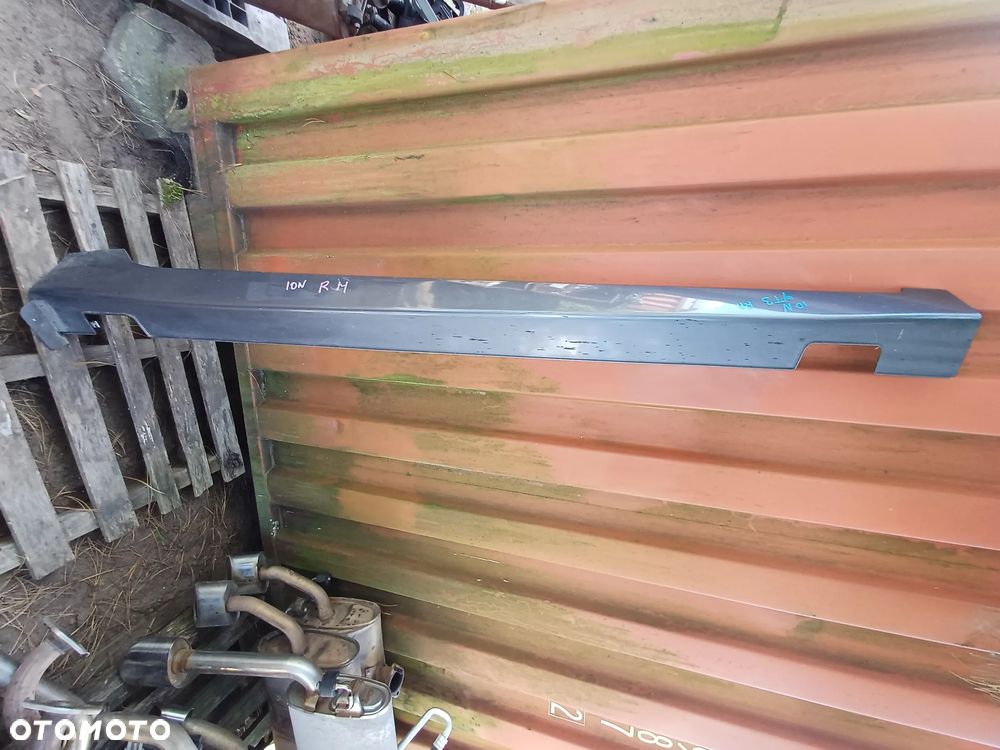 Próg Listwa progowa prawa hyundai Ioniq 17-21r yt3