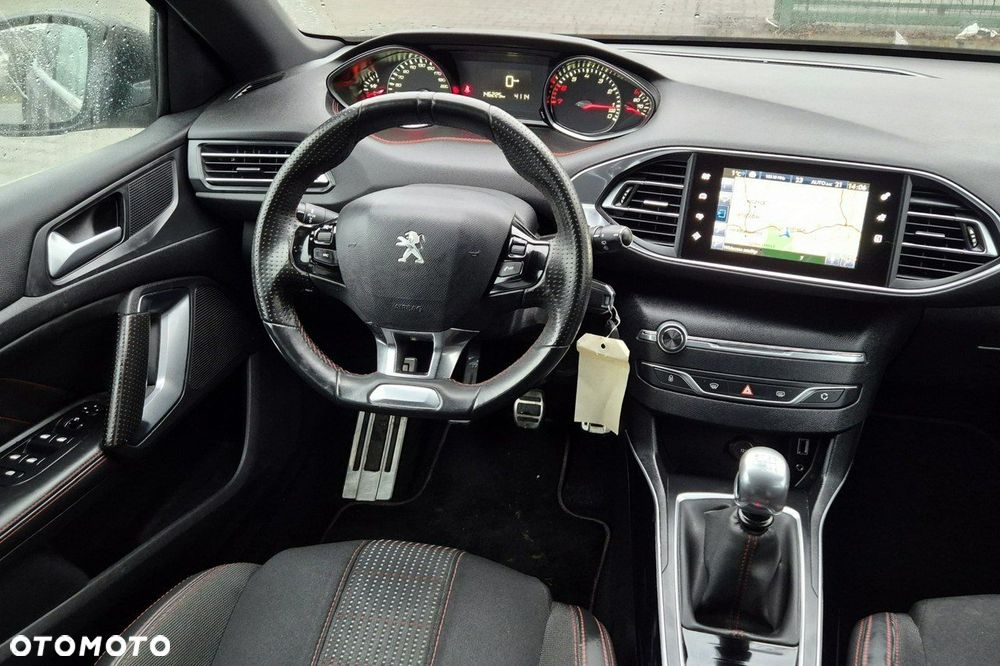 Peugeot 308 - 16