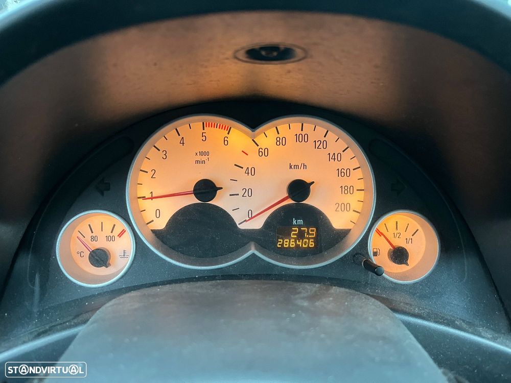 Opel Corsa 1.3 CDTI First - 23