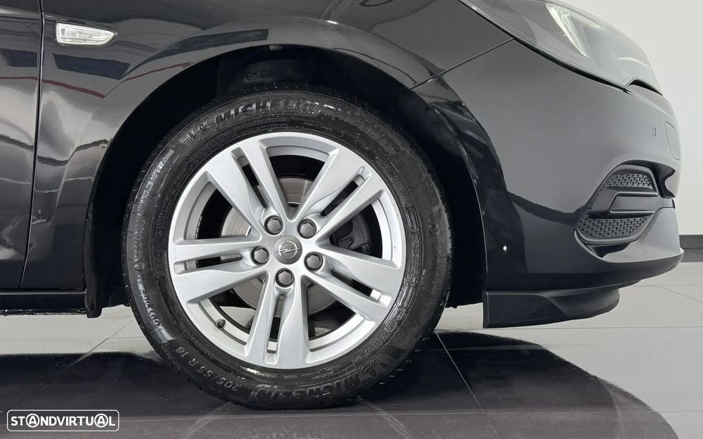 Opel Astra 1.2 T GS Line S/S - 44