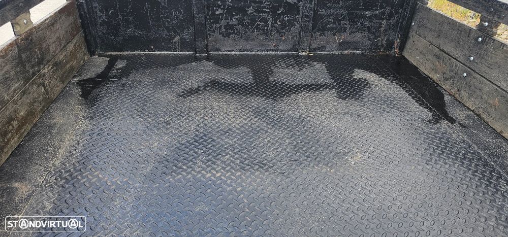 Toyota Hilux 2.4 D-4D 4WD CD CM - 13