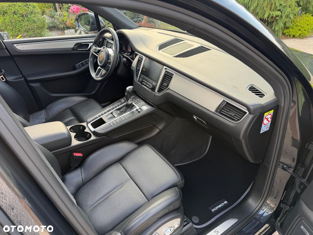 Porsche Macan S - 12