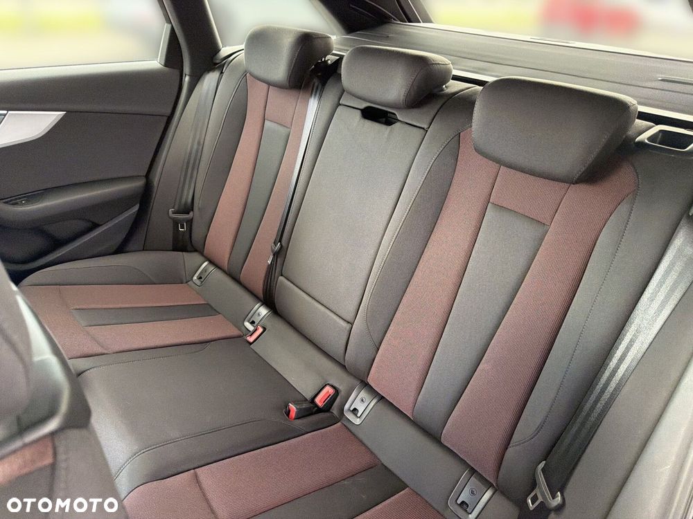 Audi A4 Avant - 14
