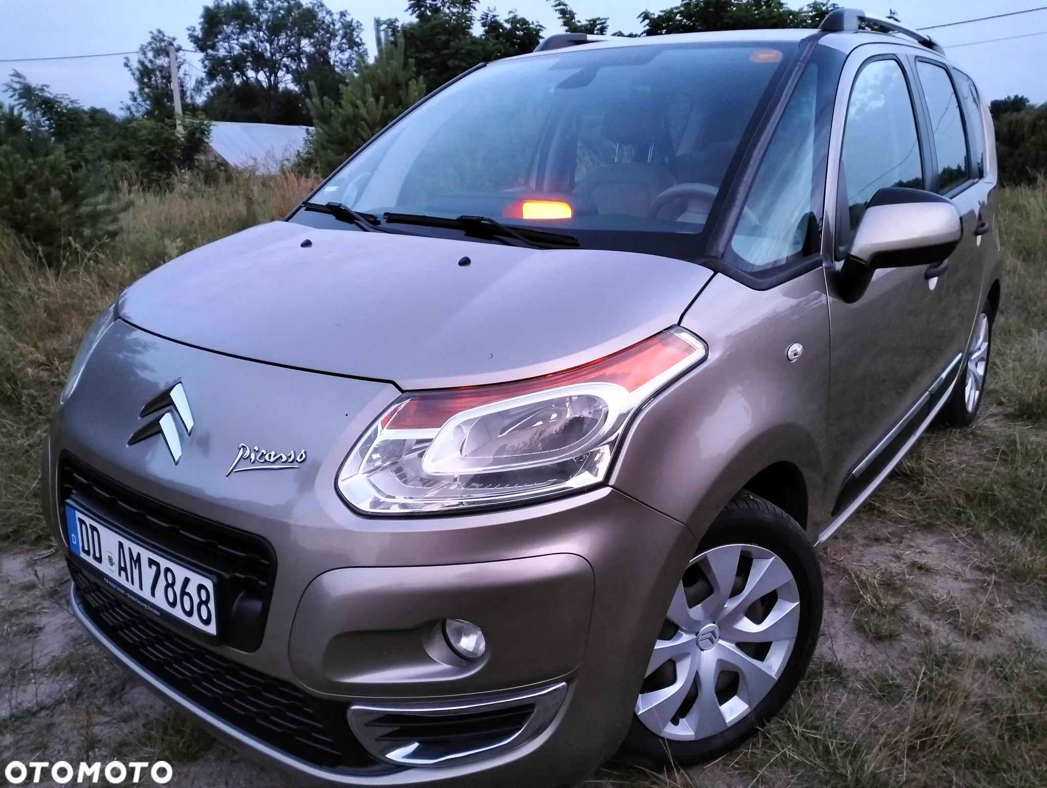 Citroën C3 Picasso 1.4i Exclusive - 2