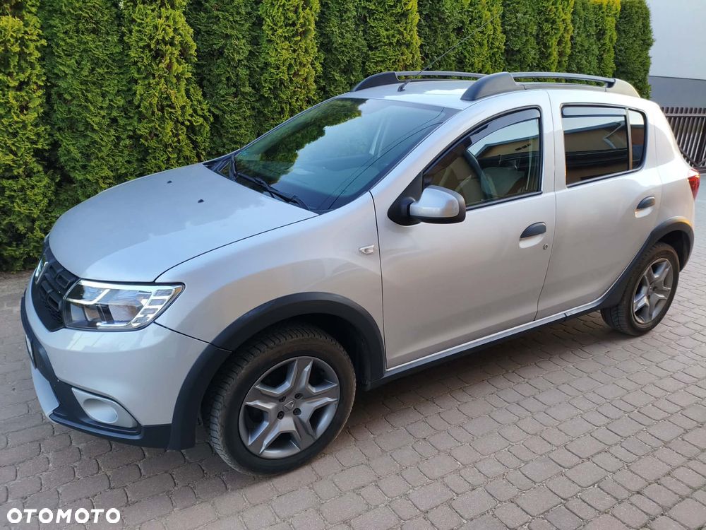 Dacia Sandero 0.9 TCe Laureate S&S EU6 - 1