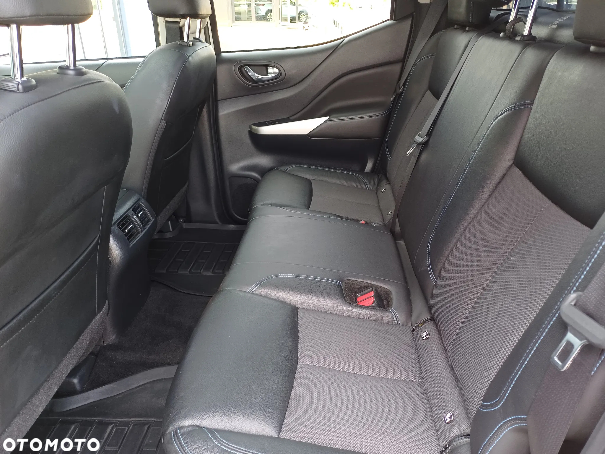 Nissan Navara - 10