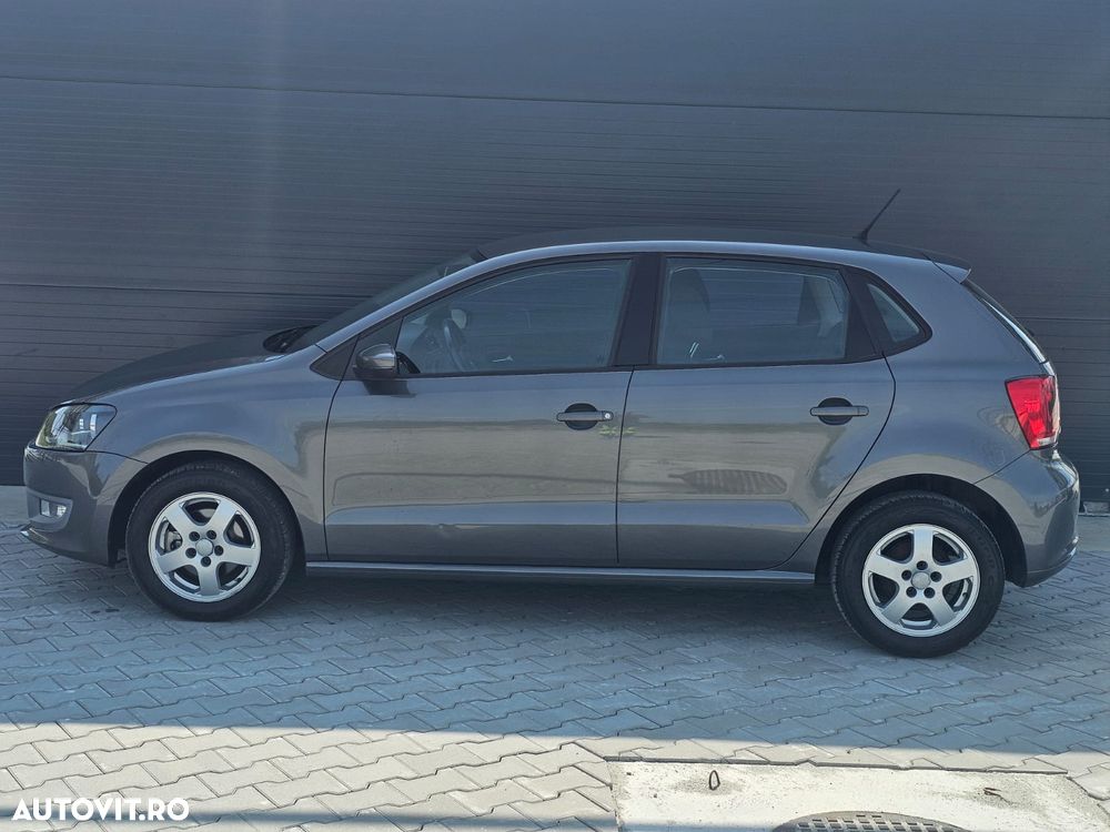 Volkswagen Polo - 2