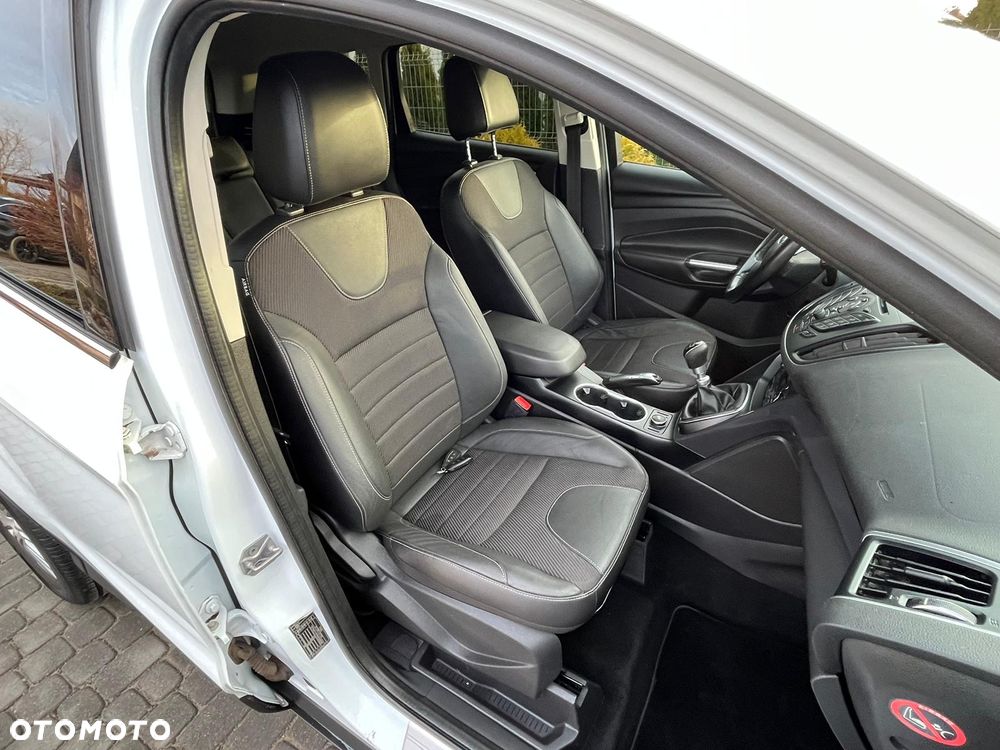 Ford Kuga 2.0 TDCi Titanium - 12