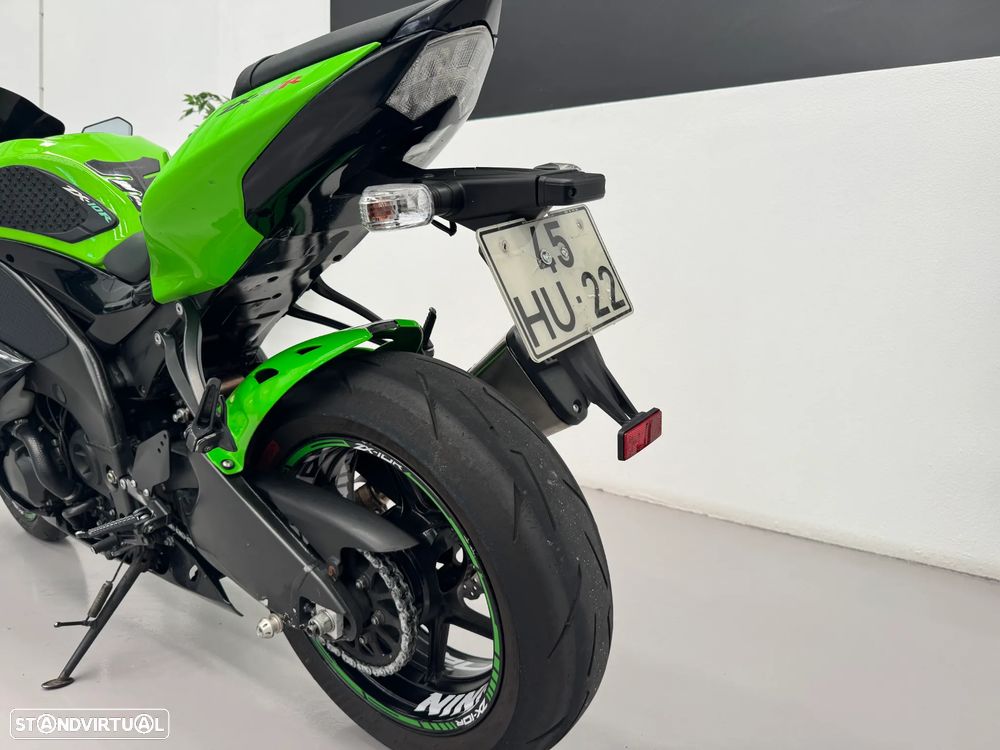 Kawasaki Ninja ZX-10R - 15