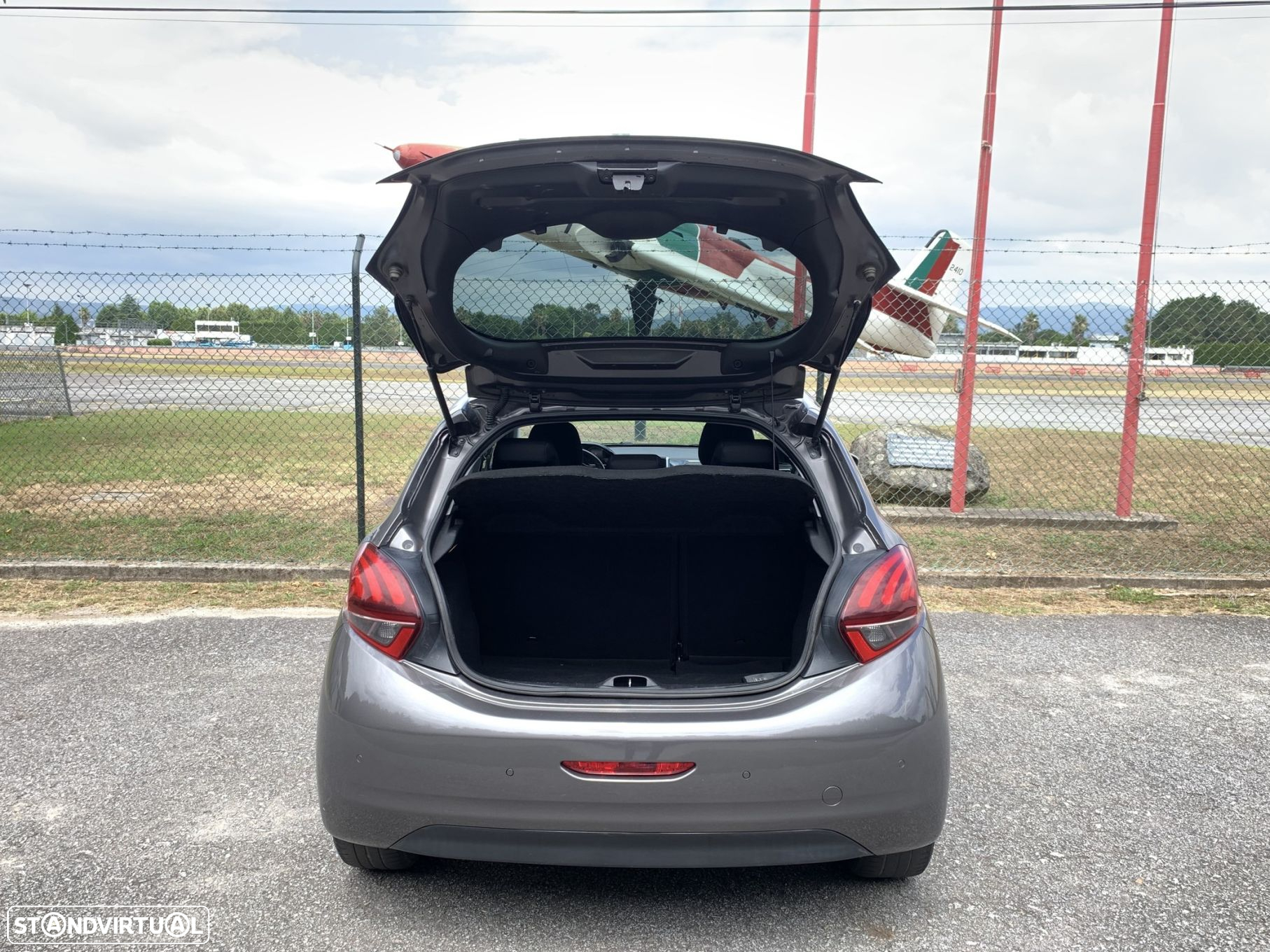 Peugeot 208 1.6 BlueHDi Allure - 37