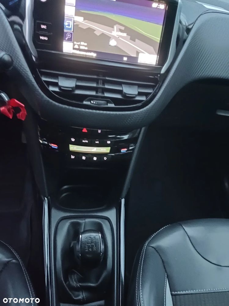 Peugeot 2008 BlueHDi 100 STOP & START Allure - 10