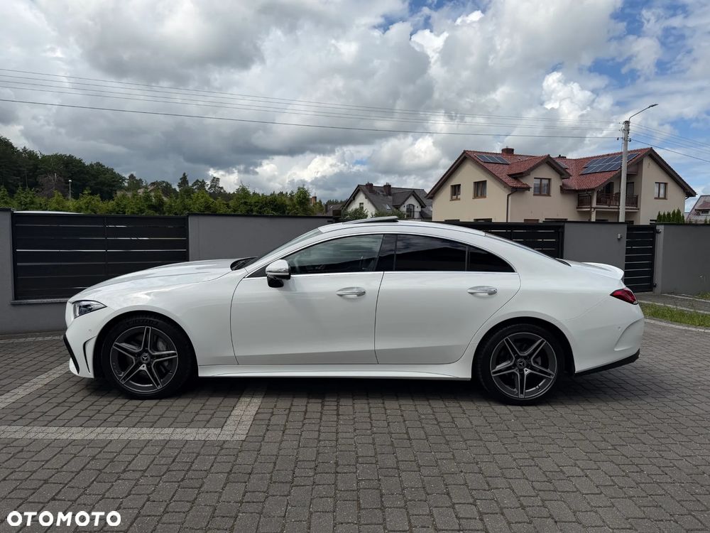 Mercedes-Benz CLS 300 d 4Matic 9G-TRONIC AMG Line - 11