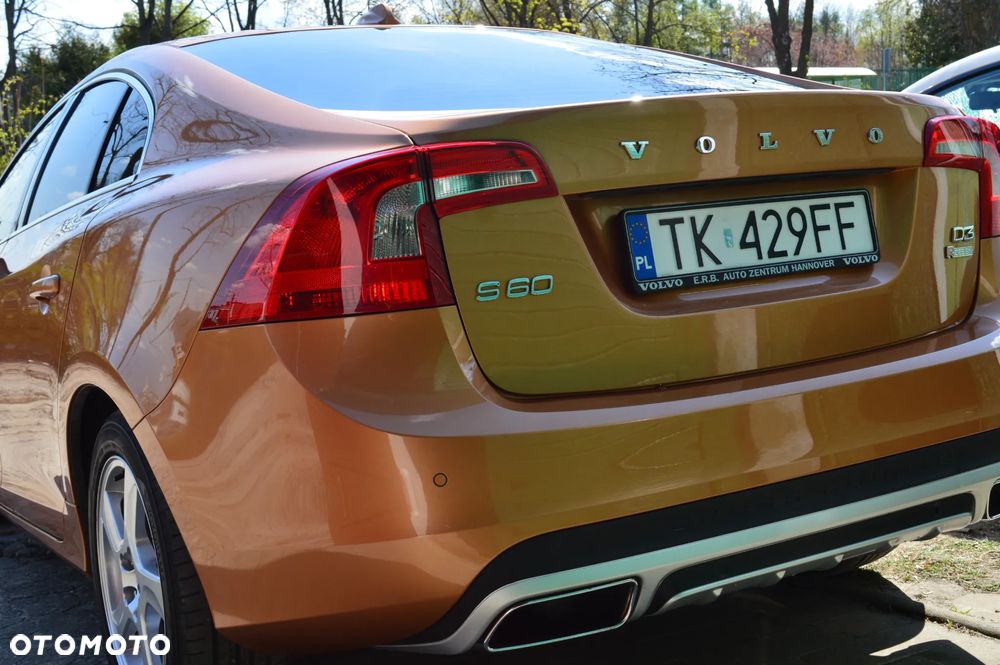 Volvo S60 D3 Momentum - 3