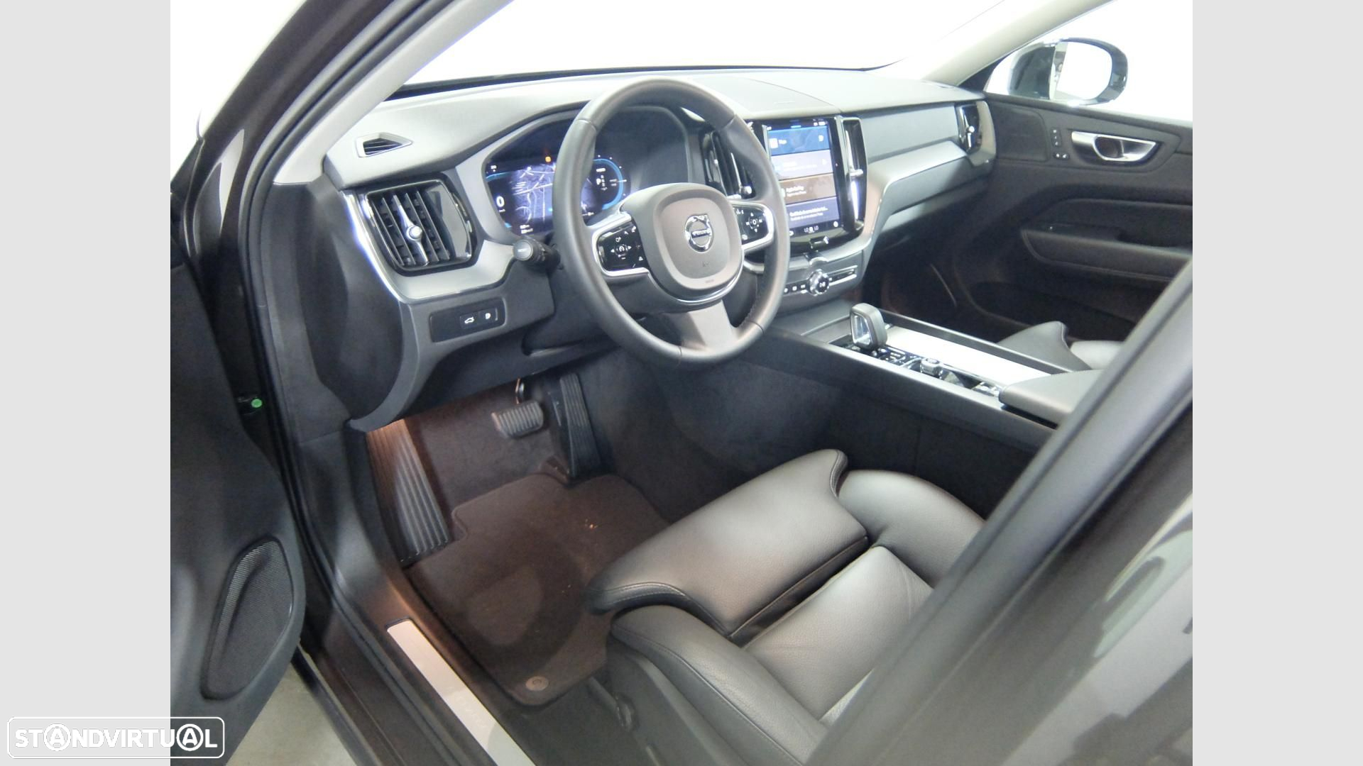 Volvo XC 60 2.0 T8 PHEV Plus Dark AWD - 14