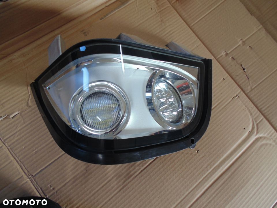 Lampa led 1KE996600-06 JOHN DEERE 6215R 2017r - 2