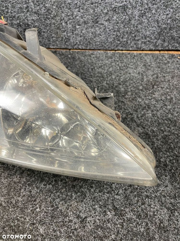 peugeot 307 lampa prawa przód przednia 9641615680 OE europa - 2