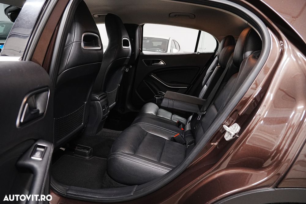 Mercedes-Benz GLA 220 CDI 4MATIC Aut. - 22