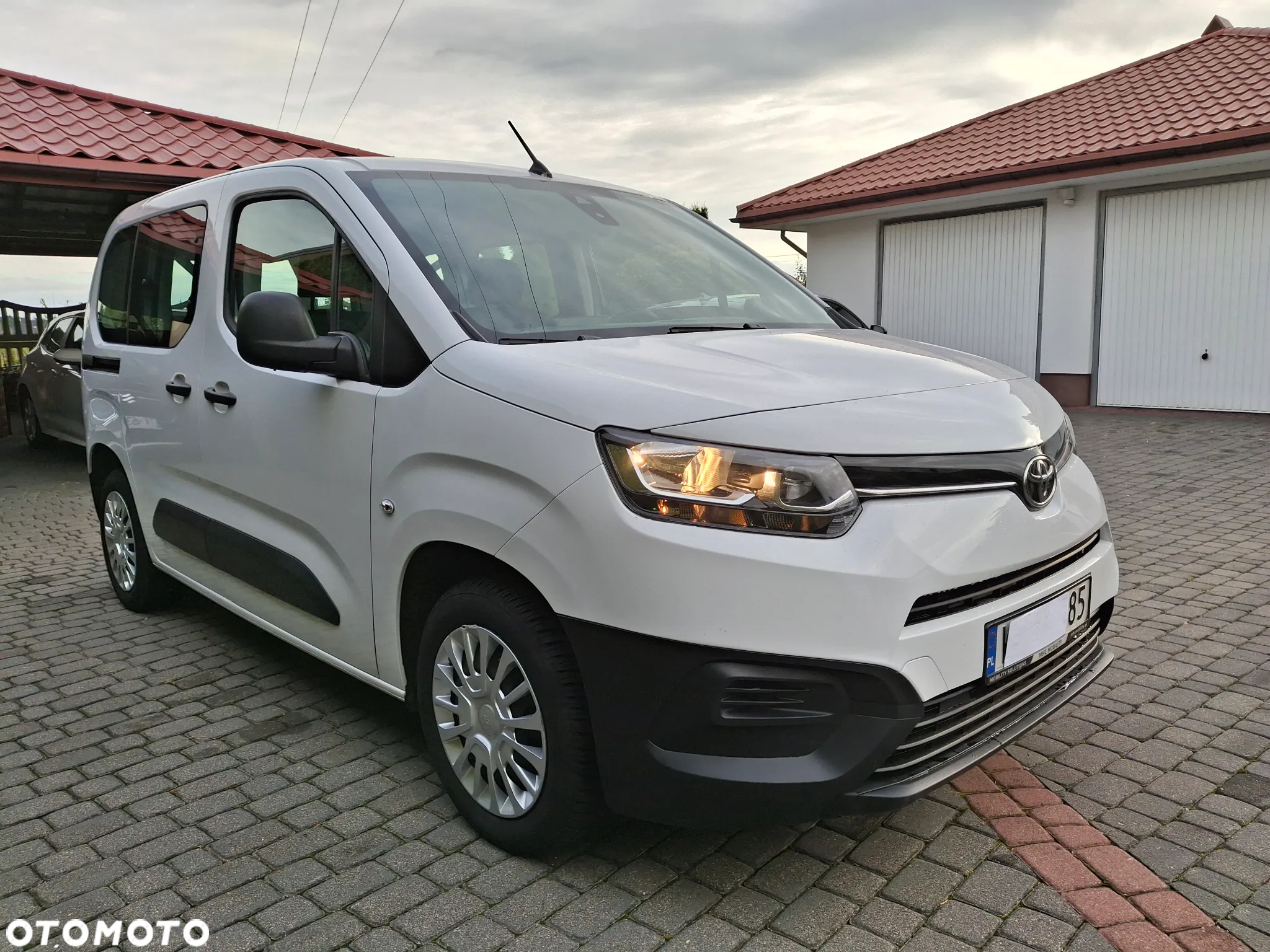 Toyota Proace City Verso 1.5 D-4D Family - 2