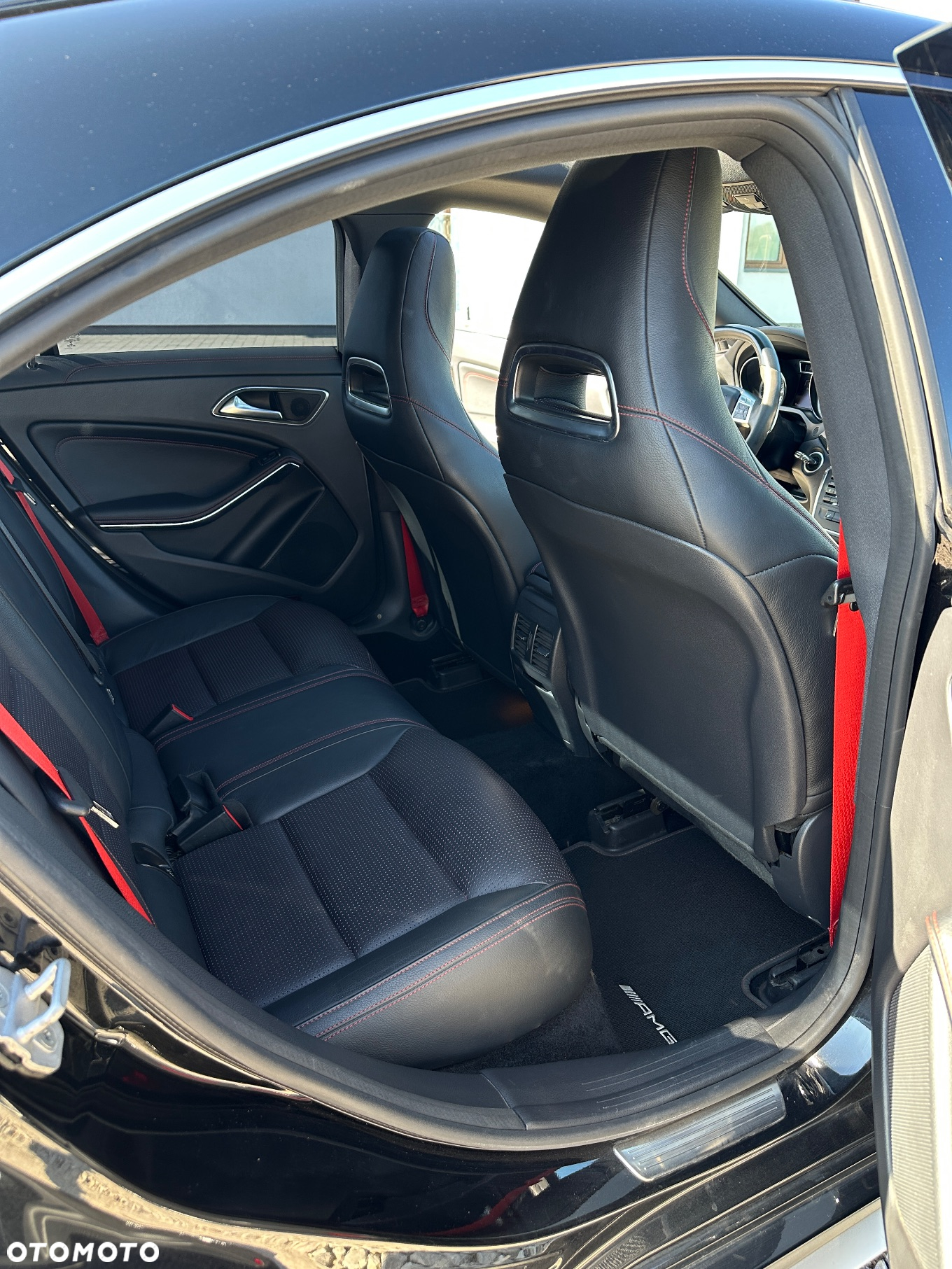 Mercedes-Benz CLA 45 AMG 4-Matic - 14
