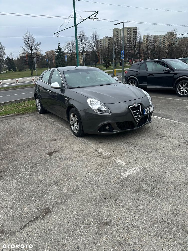 Alfa Romeo Giulietta 1.6 JTDM Distinctive - 1