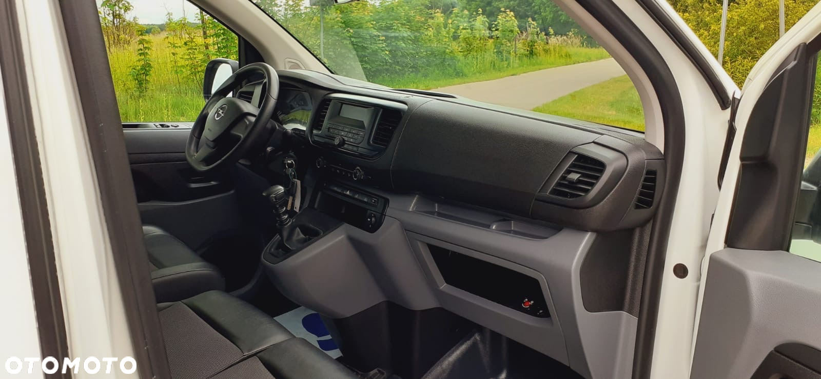 Opel Vivaro - 23
