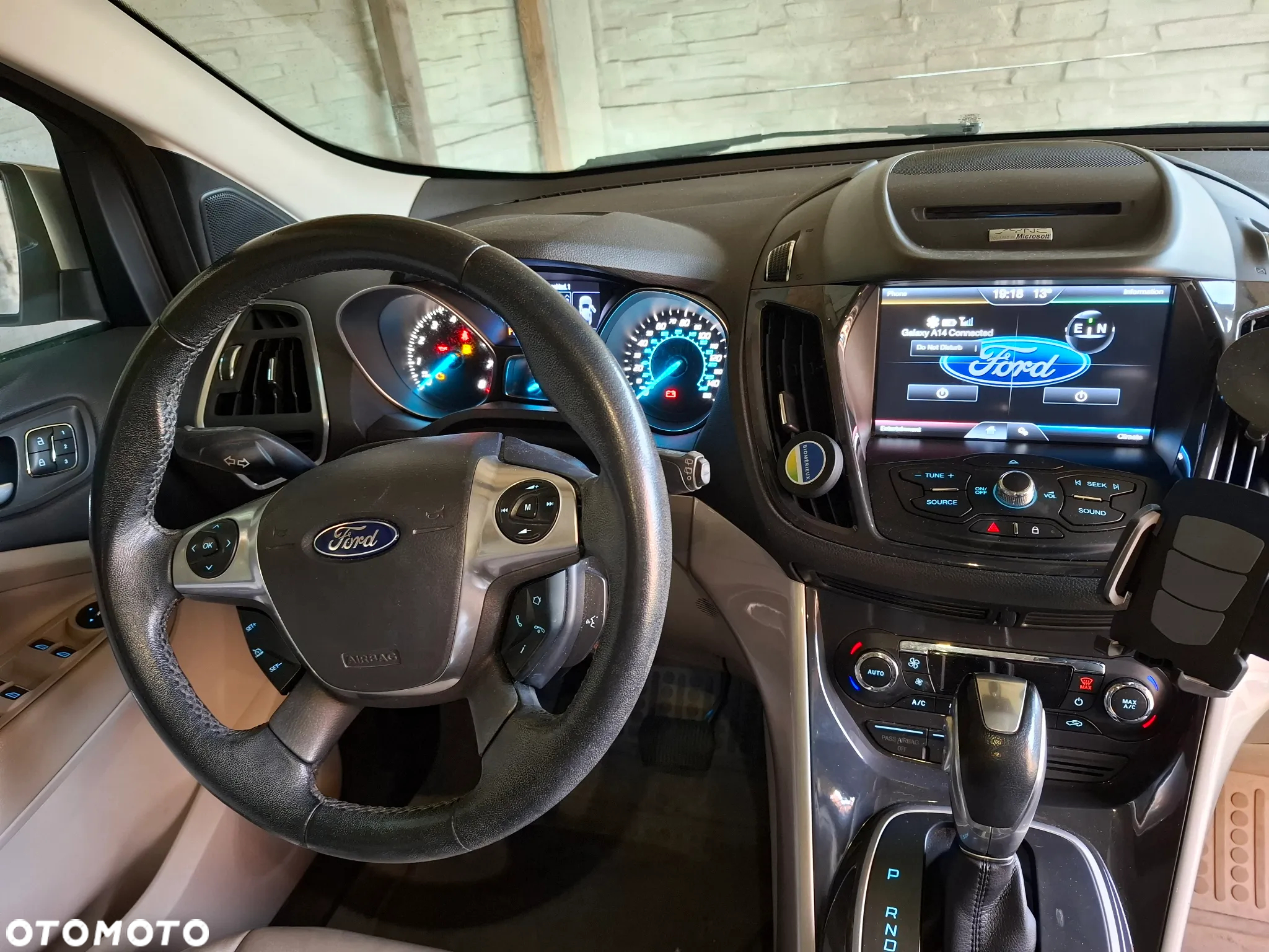 Ford Escape 2.0 EcoBoost AWD Titanium - 5