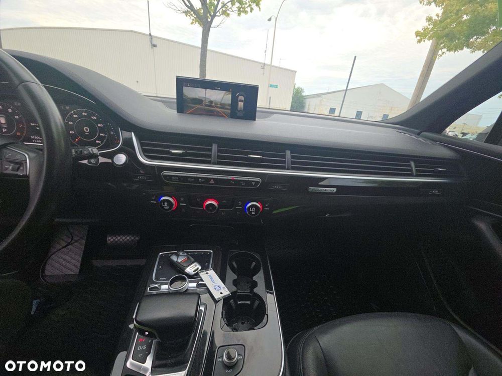 Audi Q7 3.0 TFSI Quattro Tiptronic - 6