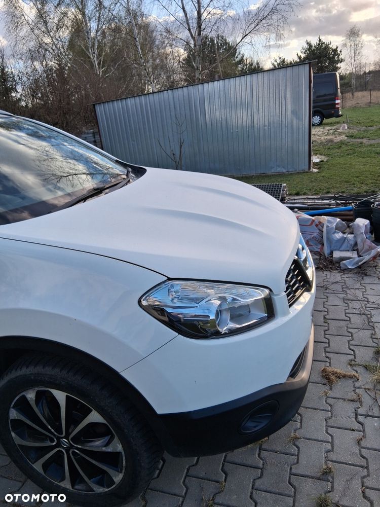 Nissan Qashqai - 2