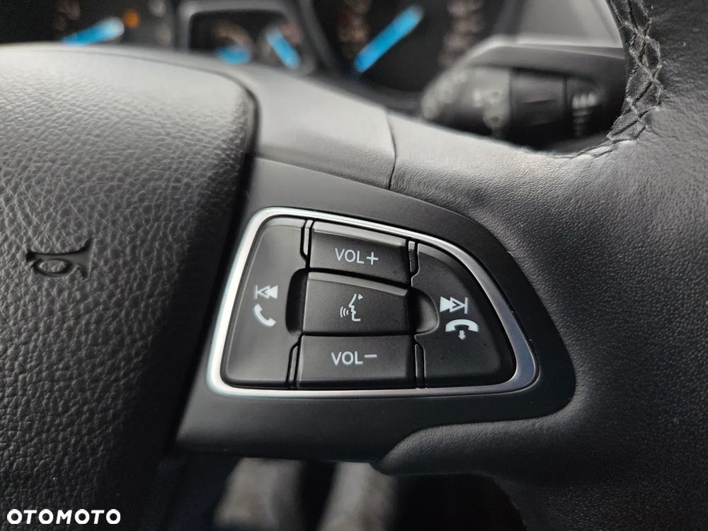 Ford Kuga 1.5 EcoBoost FWD Edition ASS MMT6 - 34
