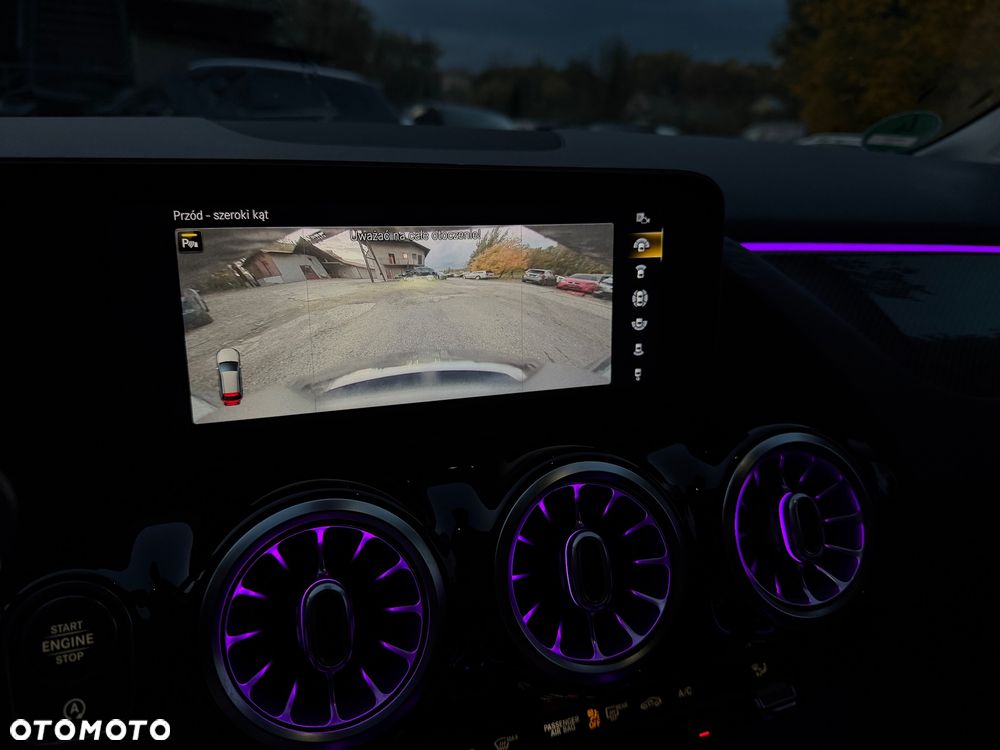 Mercedes-Benz Klasa B 220 4Matic 7G-DCT AMG Line - 24